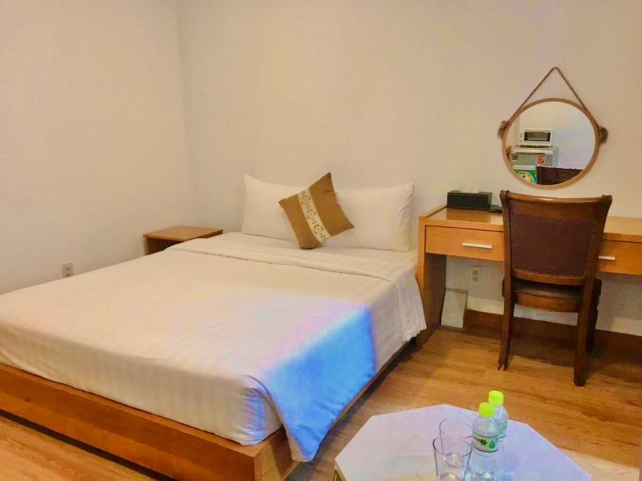 Simmi 5 Hotel & Apartment 胡志明市 外观 照片