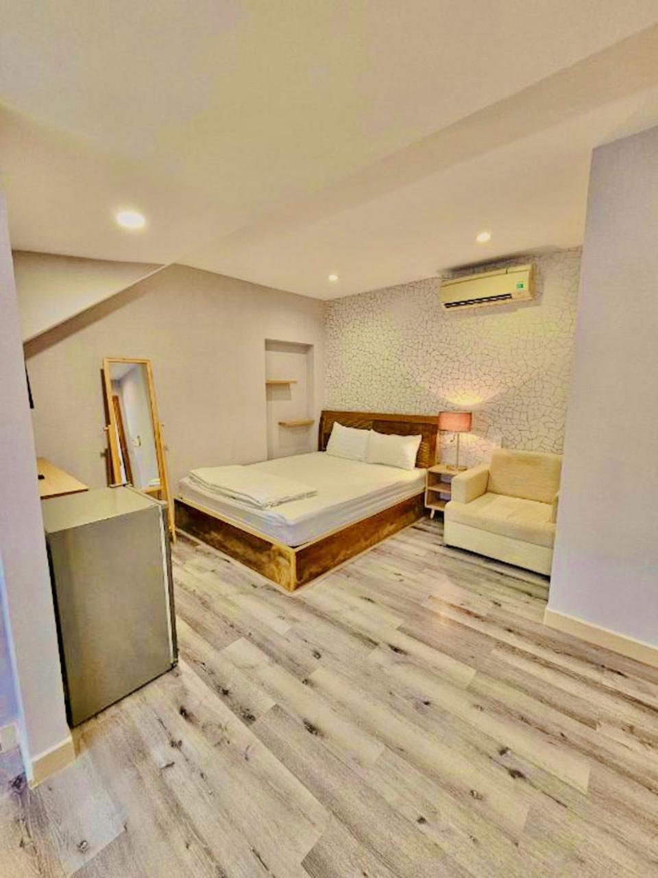 Simmi 5 Hotel & Apartment 胡志明市 外观 照片